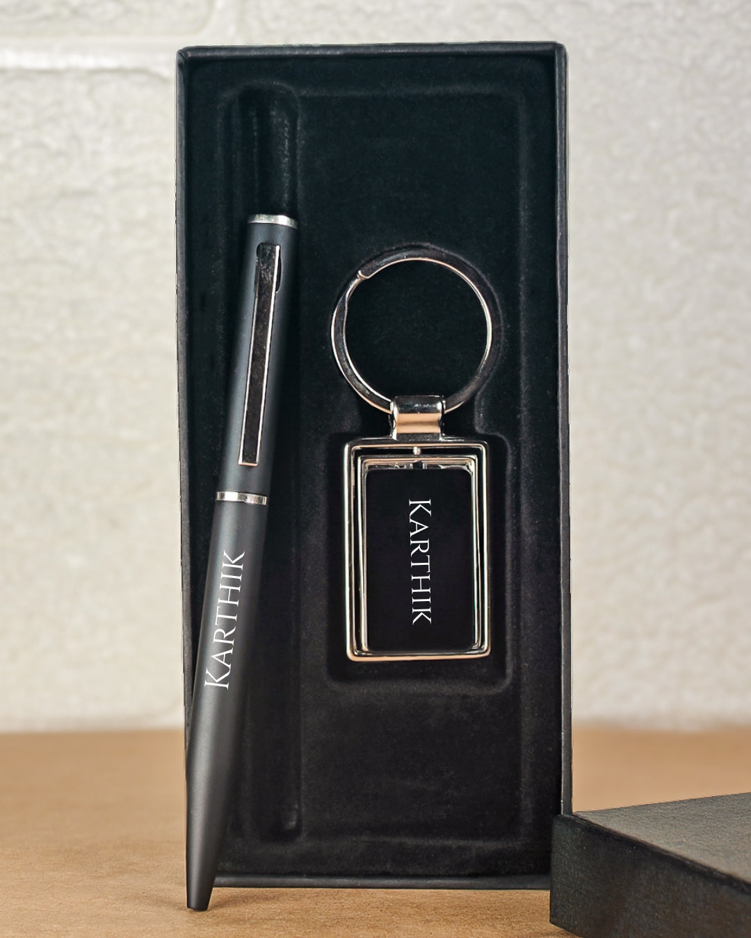 Personalized Pen &amp; Keychain Gift Set
