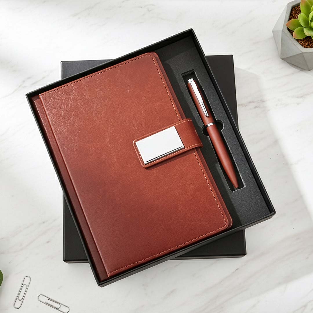 Vintage Brown Magnetic Diary &amp; Pen Set: A5 Notebook with Metal Clasp