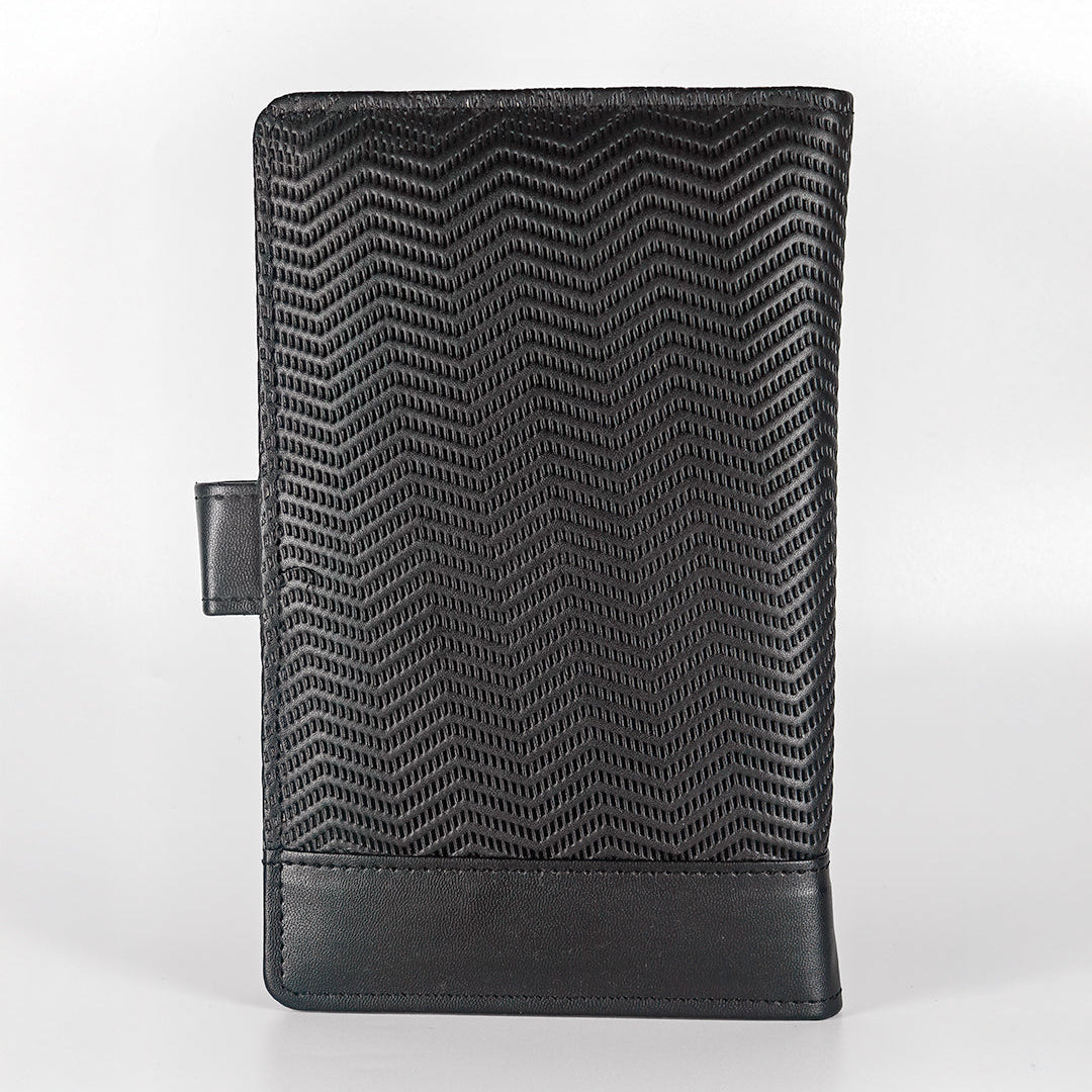 Waves Genuine Leather Travel Organizer
