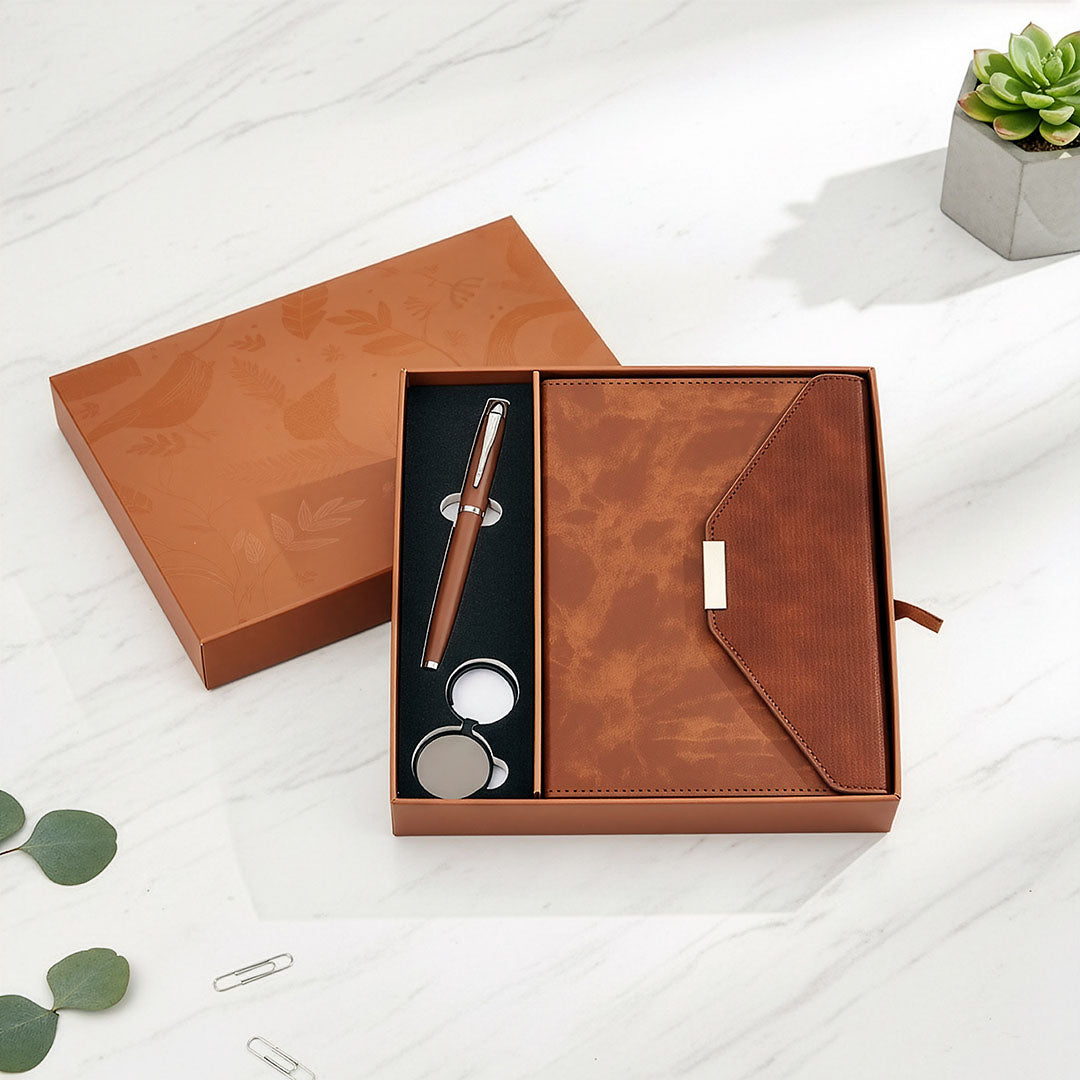 Nature Series Envelope Gift Set: Textured Notebook, Pen &amp; Keychain (Black/Tan)