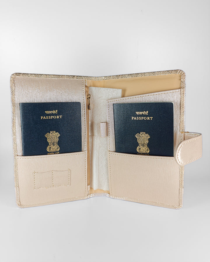 Irish Cream &amp; Moonshine Travel Organizer
