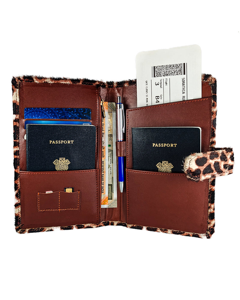 Travel wallet genuine leather by TPC Gifts