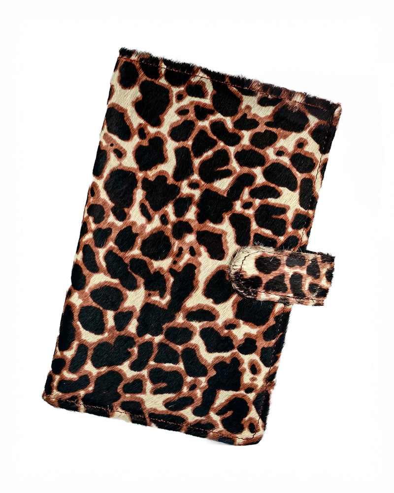 Travel wallet genuine leather by TPC Gifts