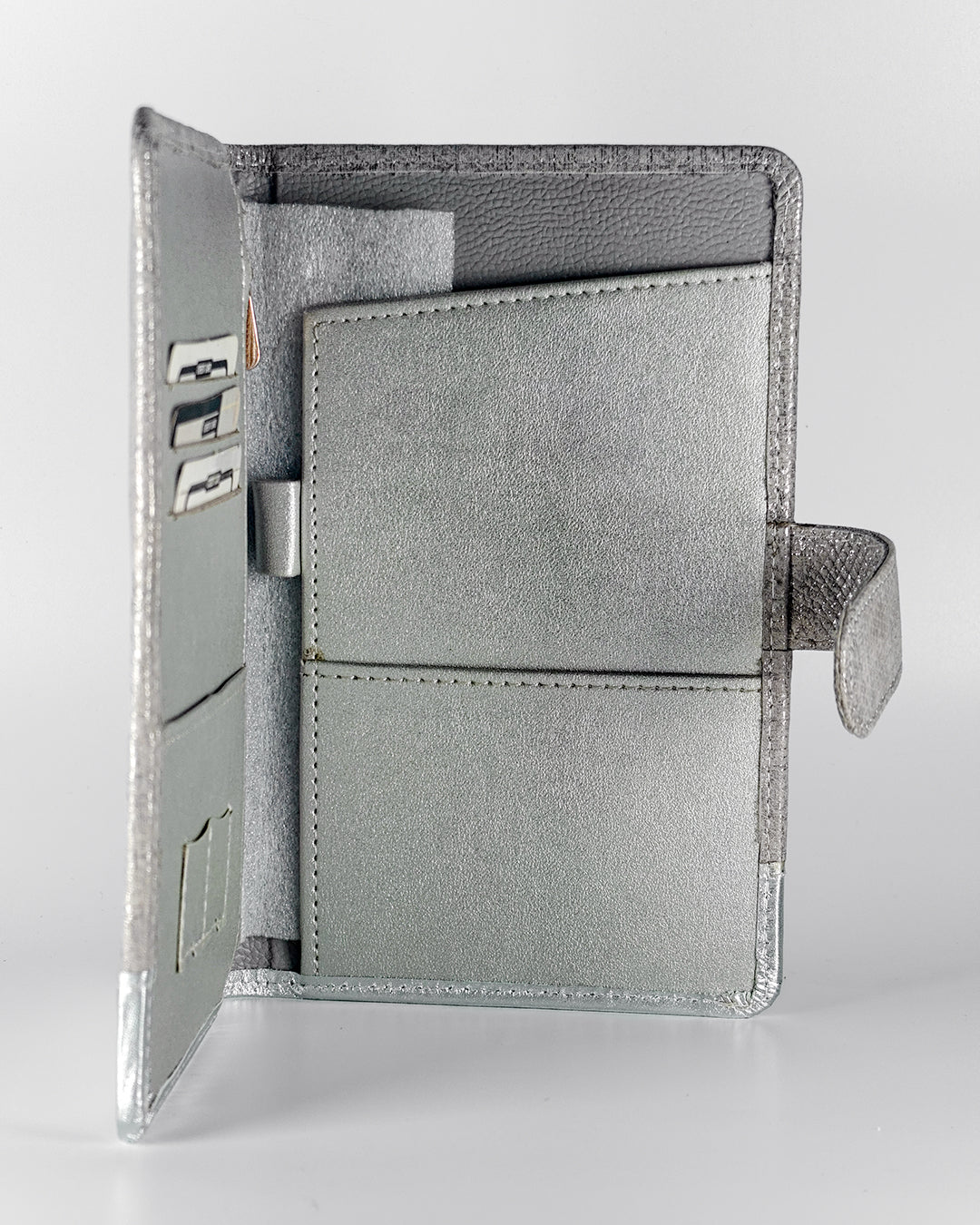 Silverback Genuine Leather Travel Wallet