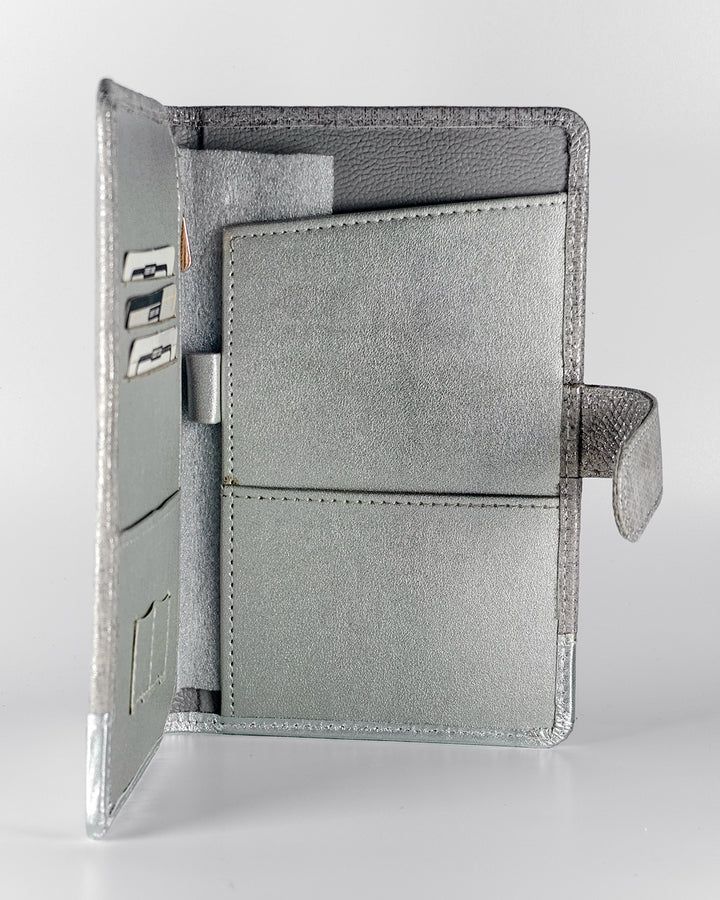 Silverback Genuine Leather Travel Wallet