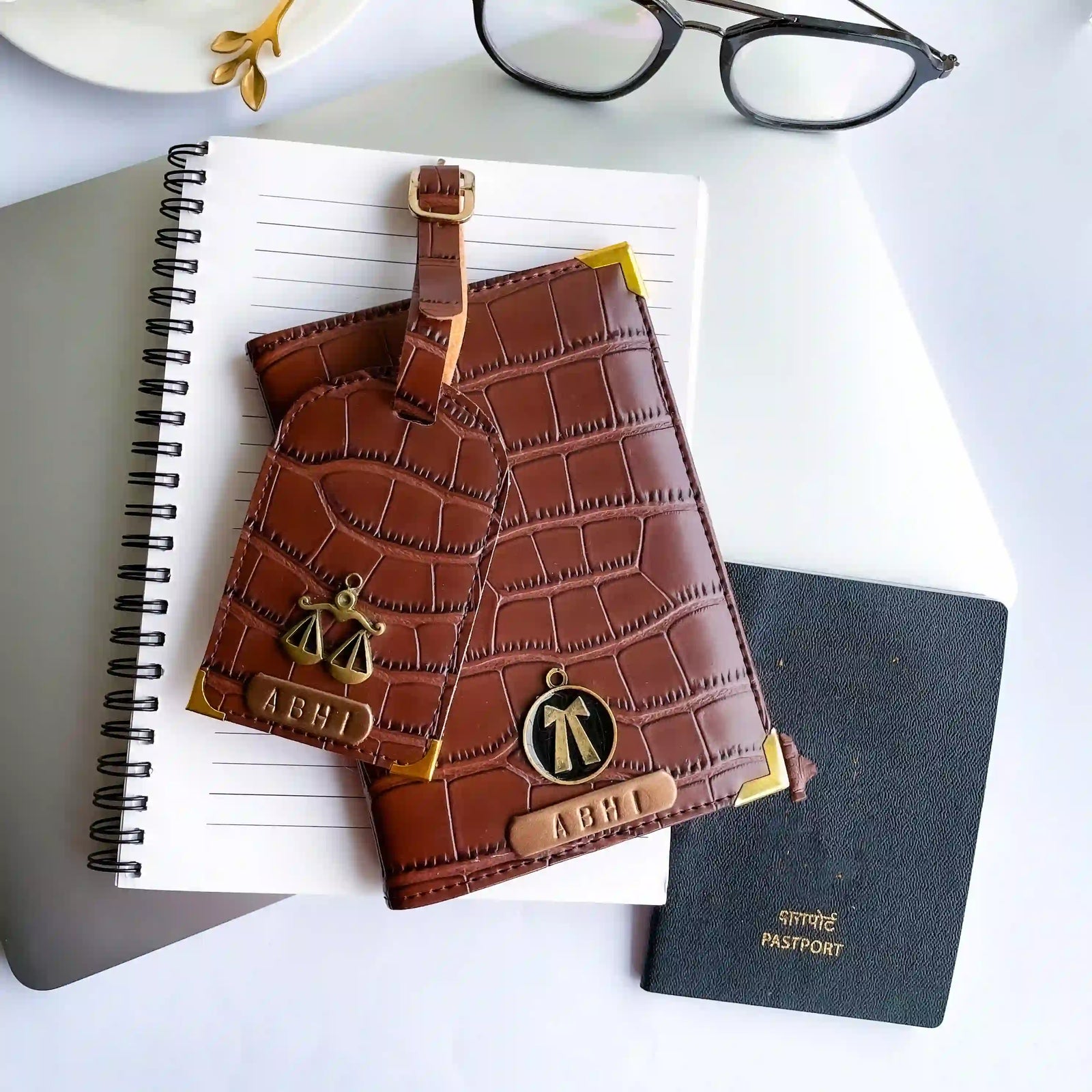 Croc Texture Passport Cover & Luggage Tag - TPC Gifts