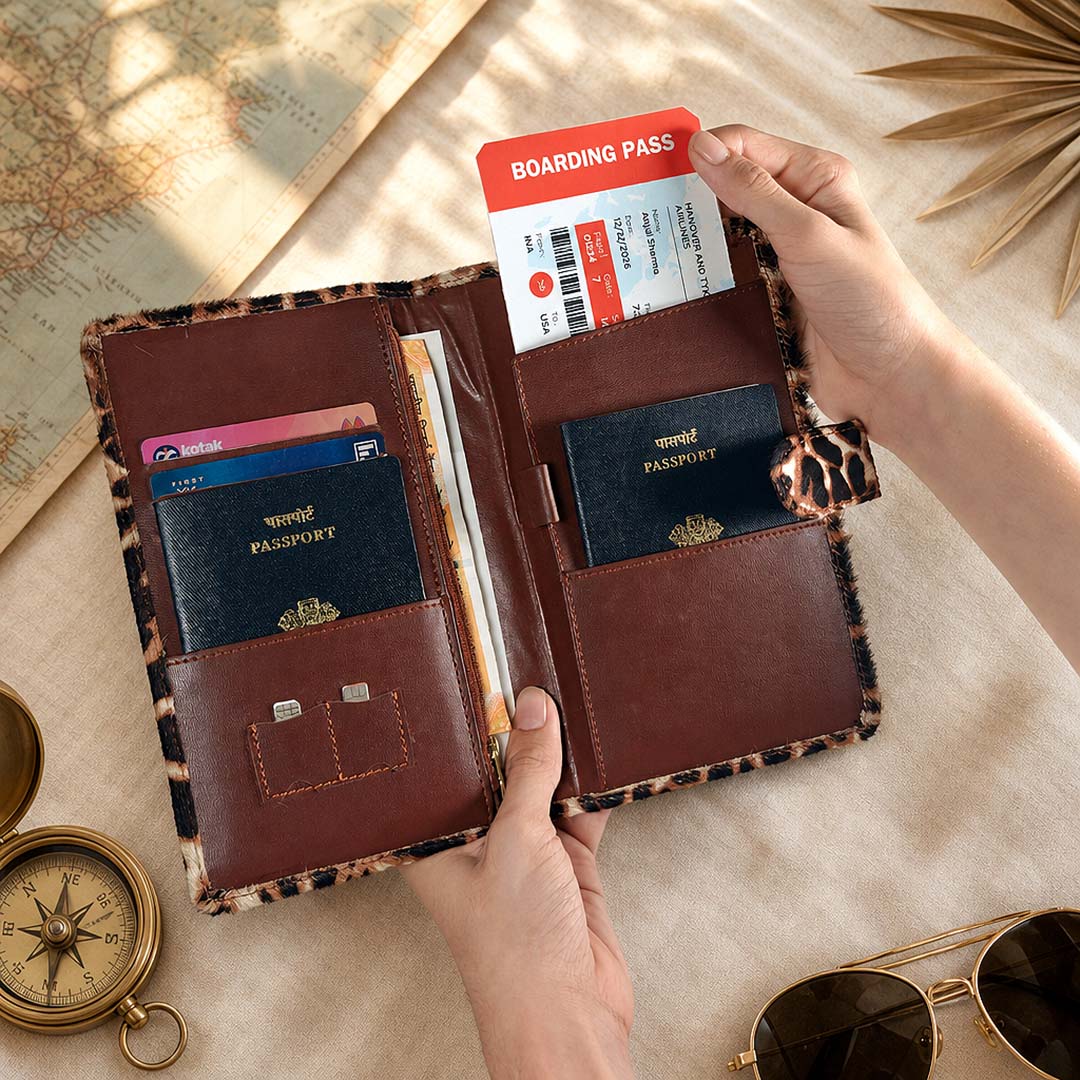 Savannah Travel Wallet