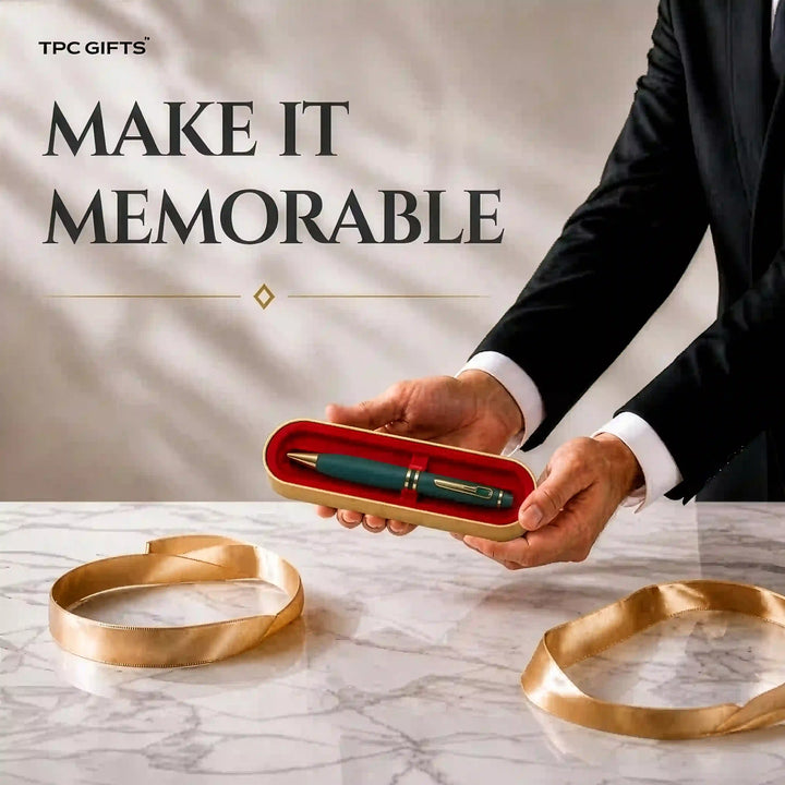 Classic Green – Personalised Pen with Name in Gold Gift Case