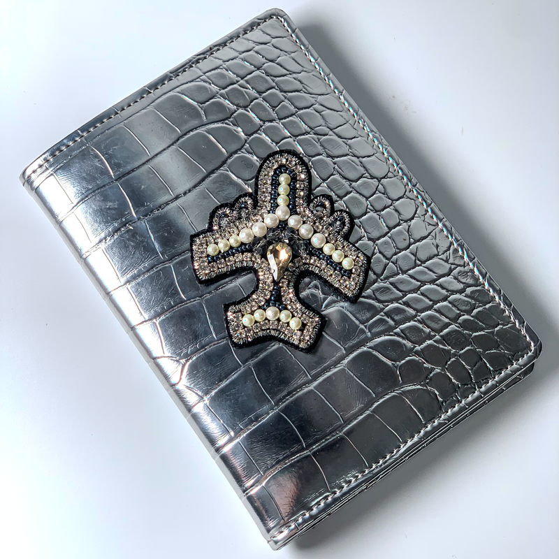 Designer Passport Cover - Silver Croco with Stud Plane from TPC Gifts close up