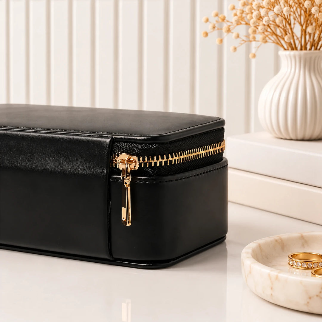 The Duo Watch Case – 2 Watch Travel Organiser in Vegan Leather, Gold Zip &amp; Removable Pillows