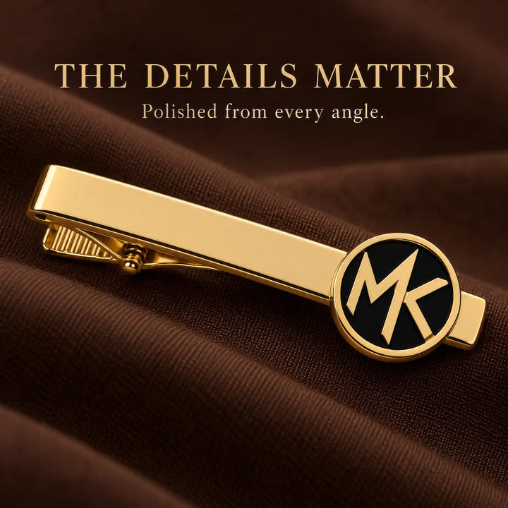 Personalised gold tone circular two initial tie pin — clip and finish detail