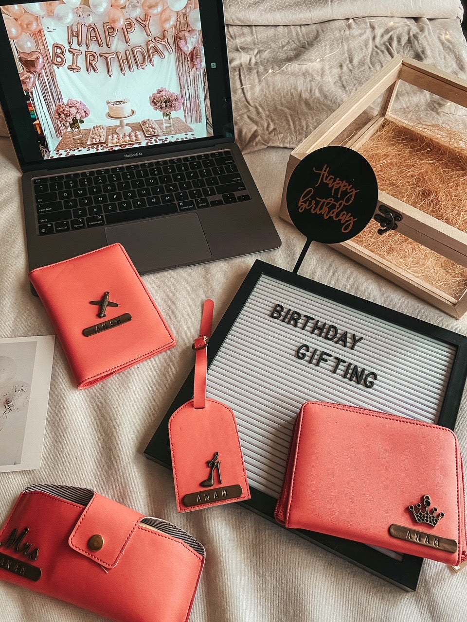 Personalised Large Travel Mate (Travel Organiser, Luggage Tag, Sunglass Box &amp; Wallet)