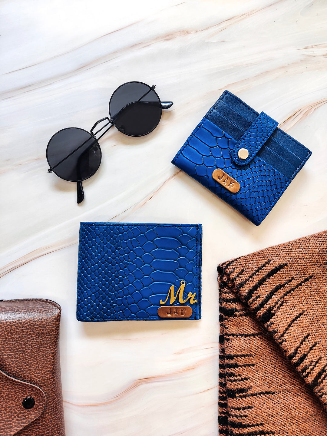 Personalized Men’s Textured Wallet &amp; Card Holder with Free Charm Navy Blue