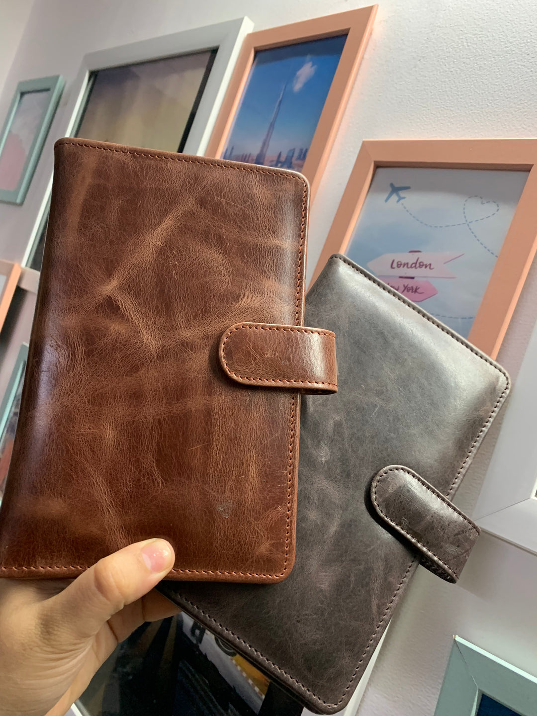 Mocha Vintage &amp; Almond Vintage Couple Travel Organizers