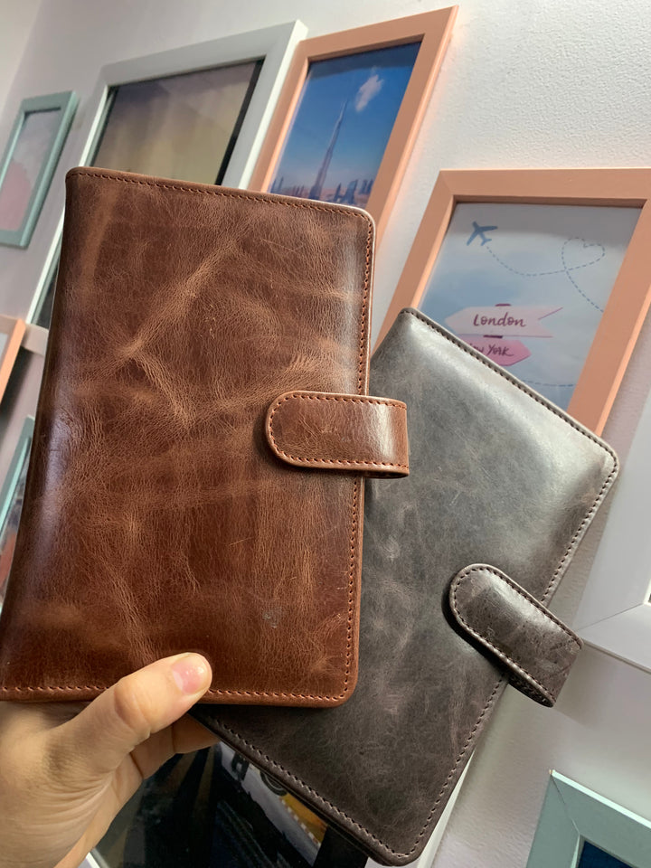 Mocha Vintage &amp; Almond Vintage Couple Travel Organizers