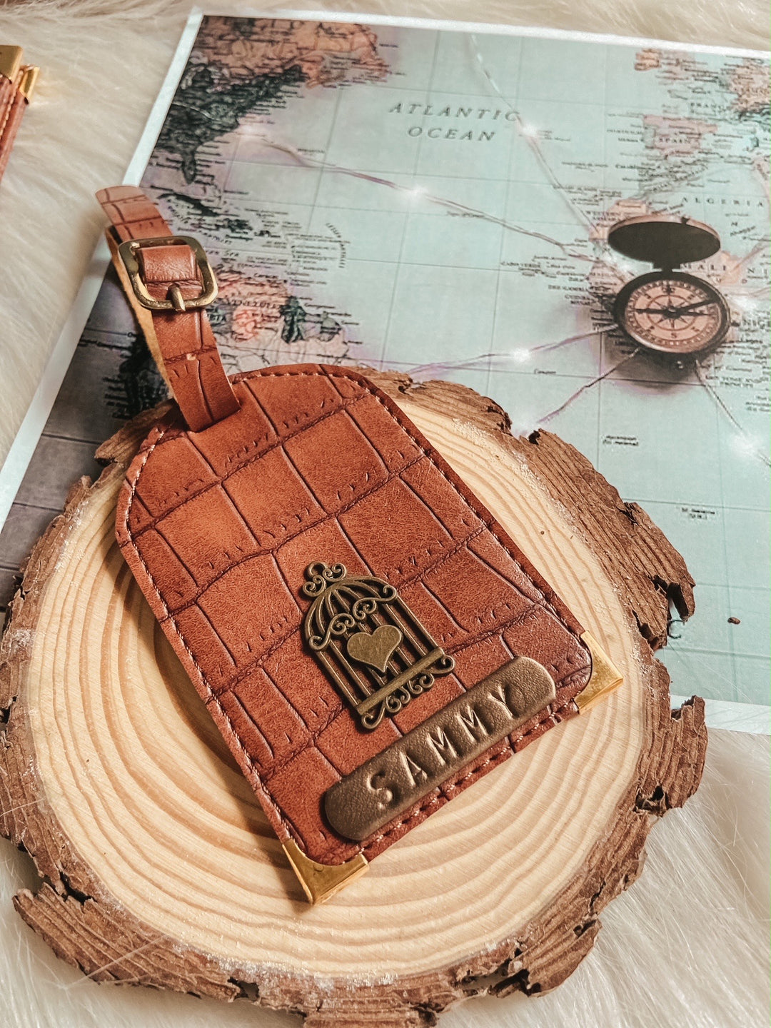 Croc Texture Passport Cover &amp; Luggage Tag